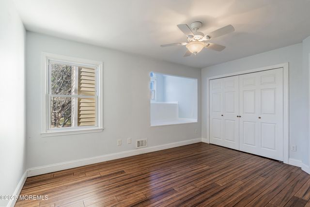 7 Longfellow Court, Freehold, NJ 07728