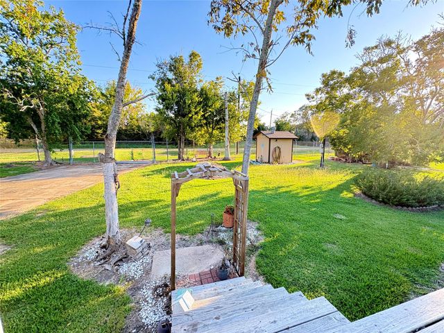 182 Smith Road, Palacios, TX 77465