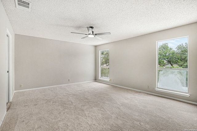 18030 Summer Knoll Dr, San Antonio, TX 78258