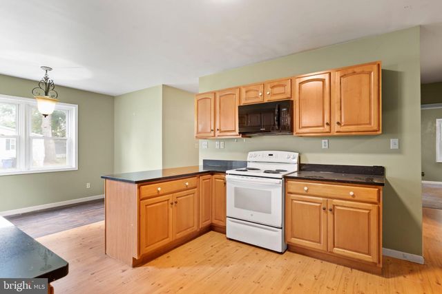 470 WILLOW ST, Highspire, PA 17034