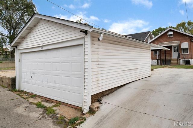 4368 Gannett Street, St Louis, MO 63116