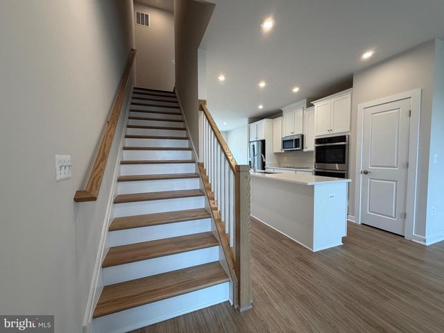13744 COBBLE LOOP, Woodbridge, VA 22193