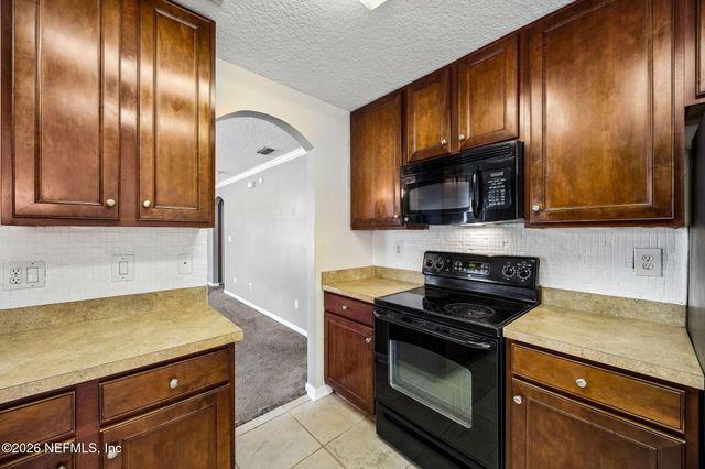 96712 COMMODORE POINT Drive, Yulee, FL 32097