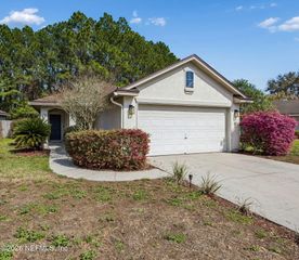 96712 COMMODORE POINT Drive, Yulee, FL 32097