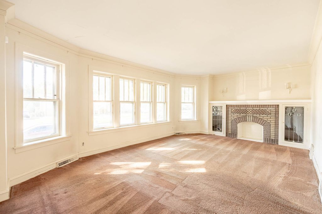 8343 S Dorchester Avenue, Chicago, IL 60619 — photo 2