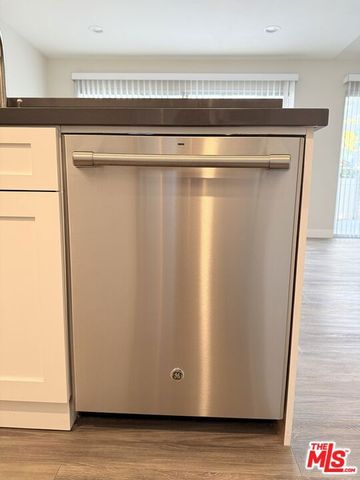 2213 Crespi Lane, Westlake Village, CA 91361