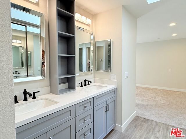 2213 Crespi Lane, Westlake Village, CA 91361