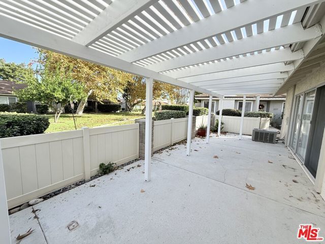 2213 Crespi Lane, Westlake Village, CA 91361