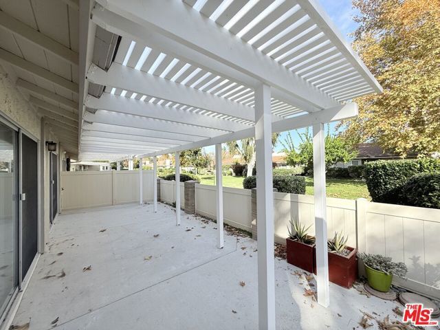 2213 Crespi Lane, Westlake Village, CA 91361