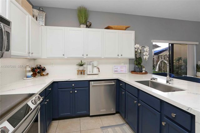 500 SE 32nd Ave, Homestead, FL 33033