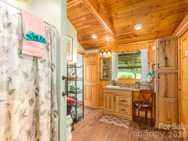 115 Gardening Frog Trail, Waynesville, NC 28785