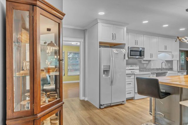 1371 SE San Souci Lane, Port St Lucie, FL 34952