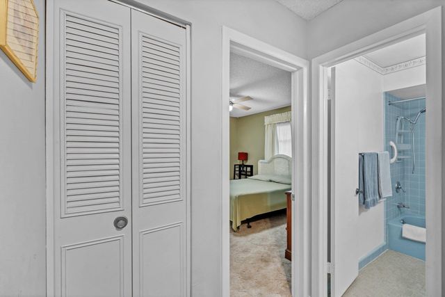 1371 SE San Souci Lane, Port St Lucie, FL 34952