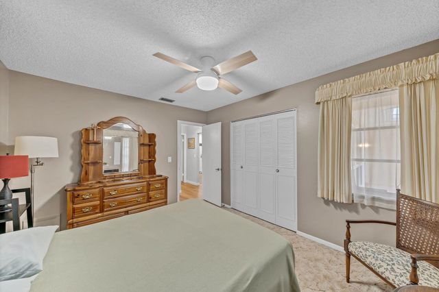 1371 SE San Souci Lane, Port St Lucie, FL 34952