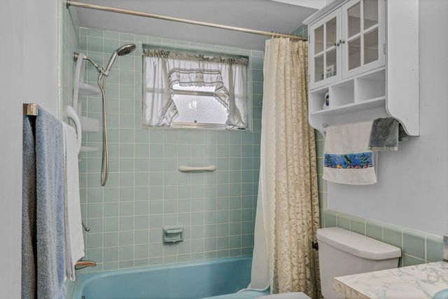 1371 SE San Souci Lane, Port St Lucie, FL 34952