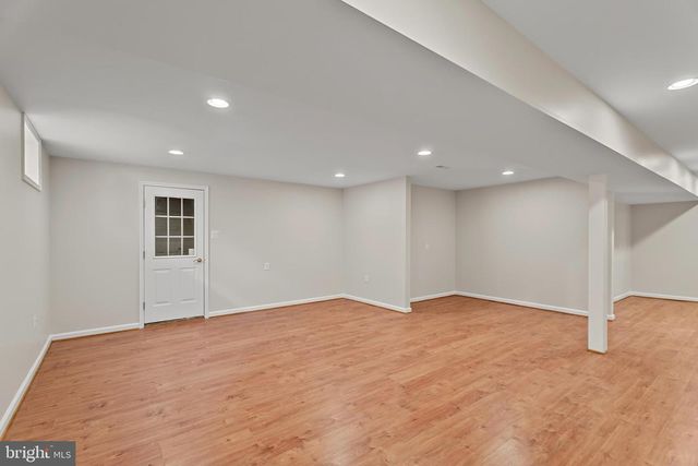 112 LOUISA BEALL LN, Charles Town, WV 25414