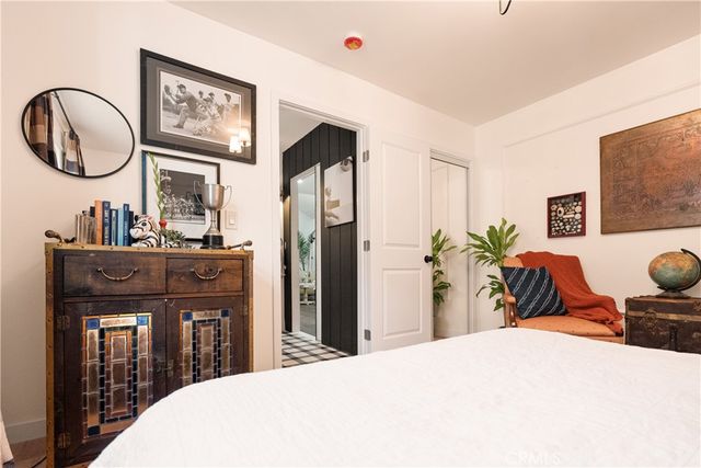 6042 Fair, North Hollywood, CA 91606