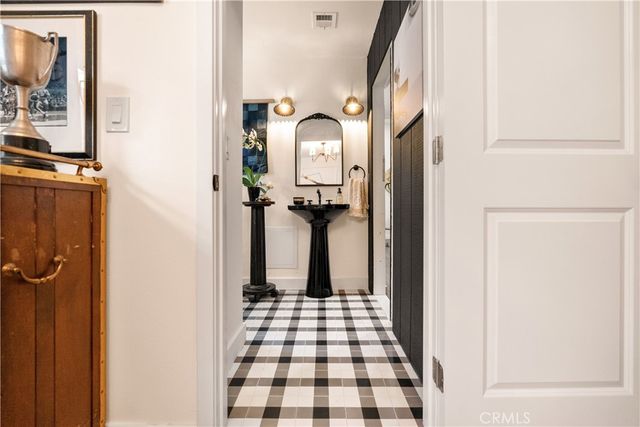 6042 Fair, North Hollywood, CA 91606