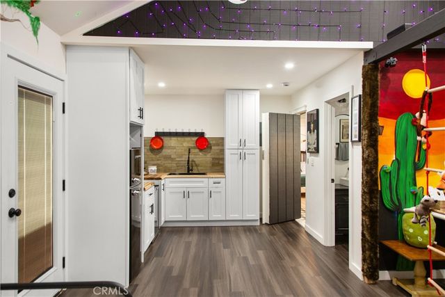 6042 Fair, North Hollywood, CA 91606