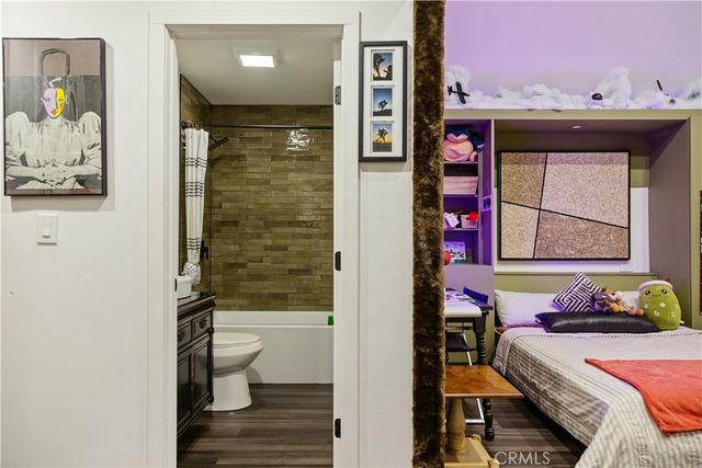 6042 Fair, North Hollywood, CA 91606