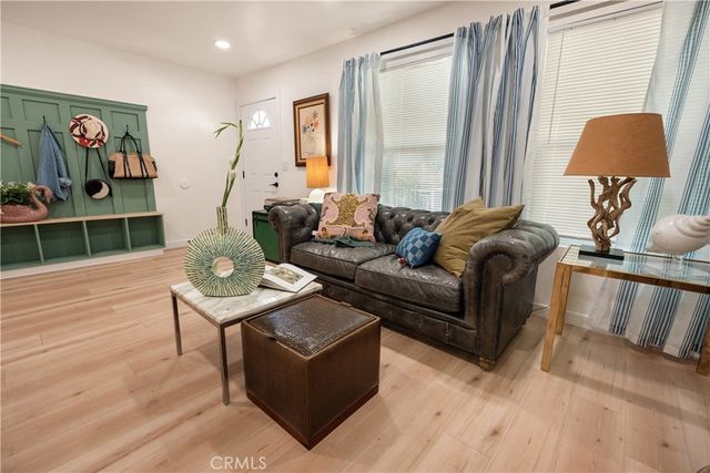 6042 Fair, North Hollywood, CA 91606