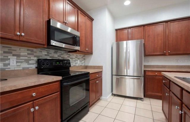 3087 ASHLAND LANE N, Kissimmee, FL 34741