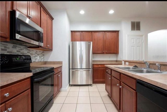 3087 ASHLAND LANE N, Kissimmee, FL 34741