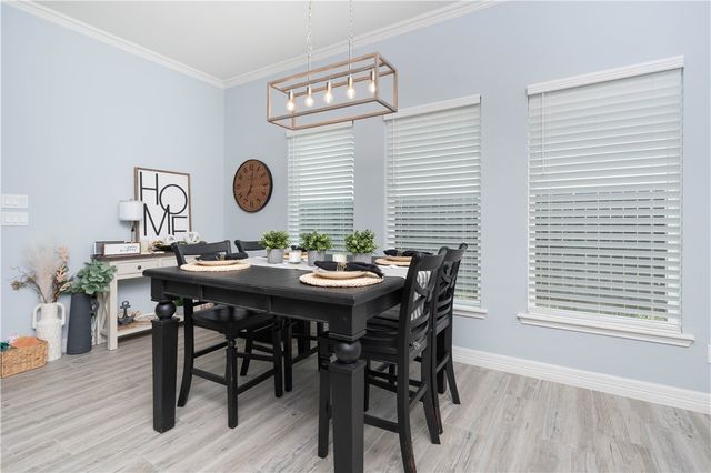 2621 Katie Ct, Corpus Christi, TX 78414