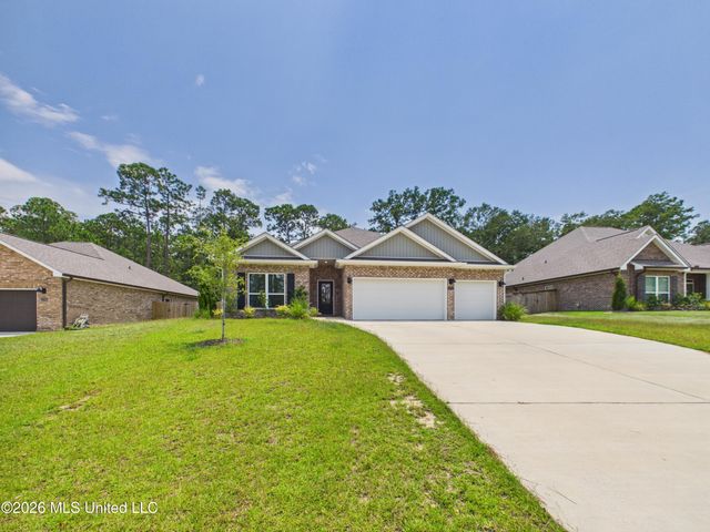 11713 Wakeland Court, Ocean Springs, MS 39564