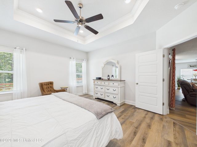 11713 Wakeland Court, Ocean Springs, MS 39564