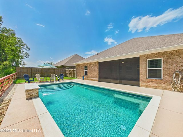 11713 Wakeland Court, Ocean Springs, MS 39564