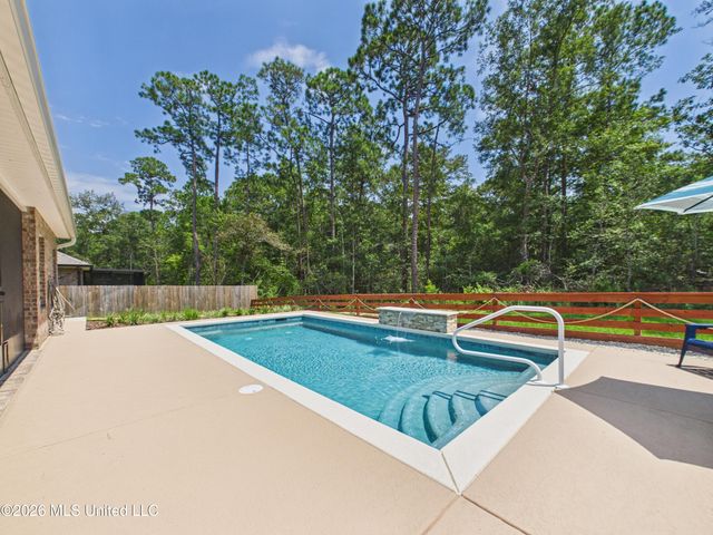 11713 Wakeland Court, Ocean Springs, MS 39564