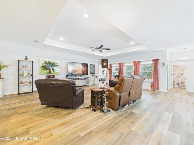 11713 Wakeland Court, Ocean Springs, MS 39564