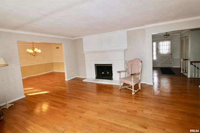 5928 N ROXBURY Lane, Peoria, IL 61614