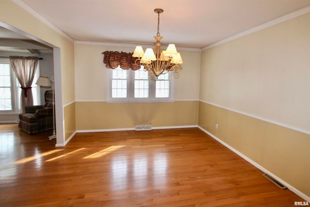 5928 N ROXBURY Lane, Peoria, IL 61614