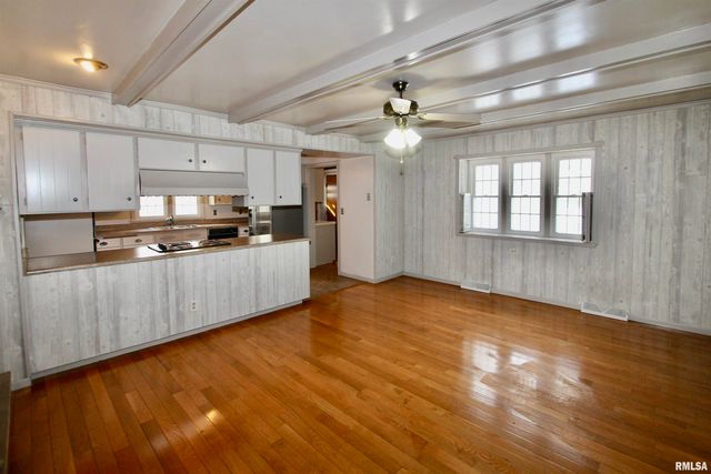 5928 N ROXBURY Lane, Peoria, IL 61614