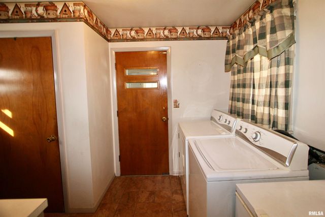 5928 N ROXBURY Lane, Peoria, IL 61614