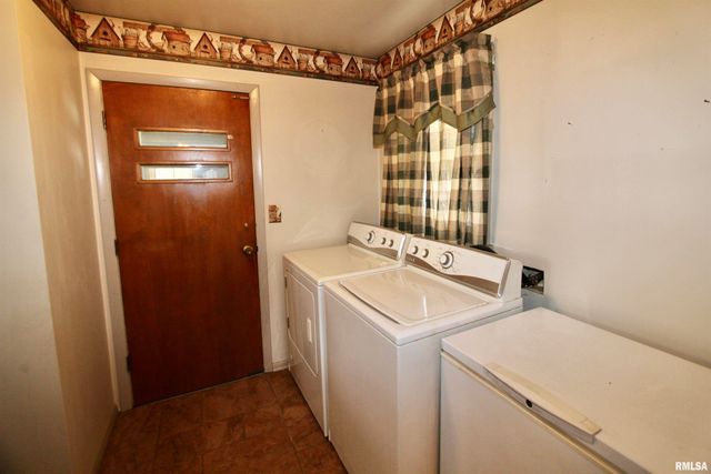 5928 N ROXBURY Lane, Peoria, IL 61614