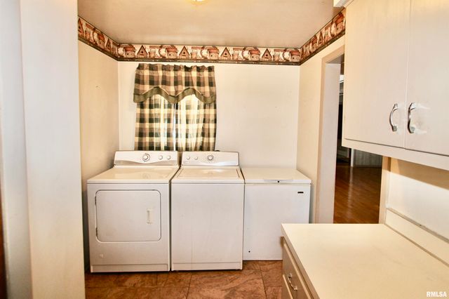 5928 N ROXBURY Lane, Peoria, IL 61614