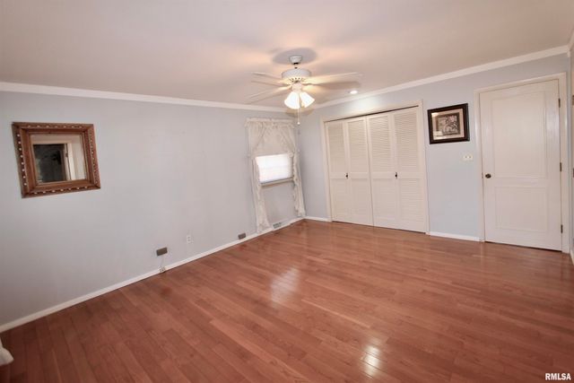 5928 N ROXBURY Lane, Peoria, IL 61614