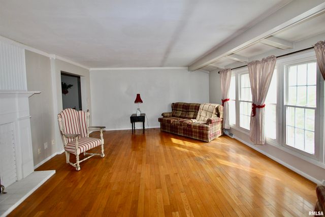 5928 N ROXBURY Lane, Peoria, IL 61614