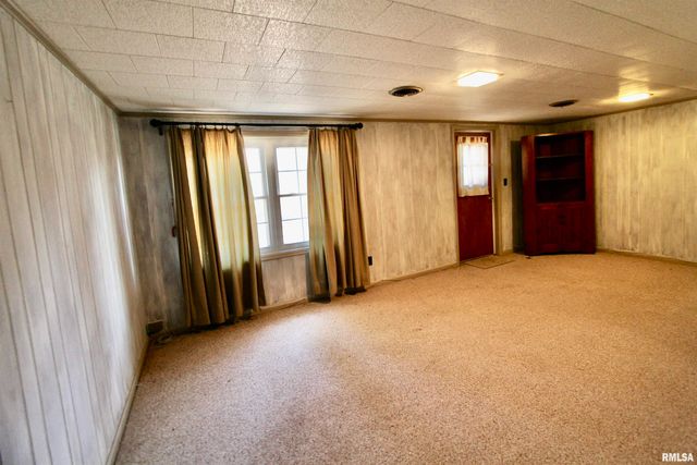 5928 N ROXBURY Lane, Peoria, IL 61614