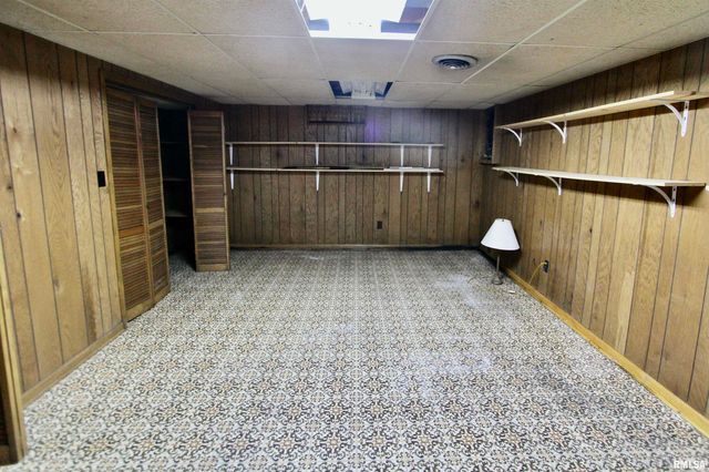 5928 N ROXBURY Lane, Peoria, IL 61614