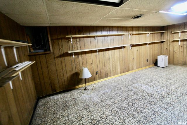 5928 N ROXBURY Lane, Peoria, IL 61614