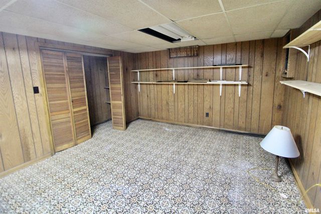 5928 N ROXBURY Lane, Peoria, IL 61614