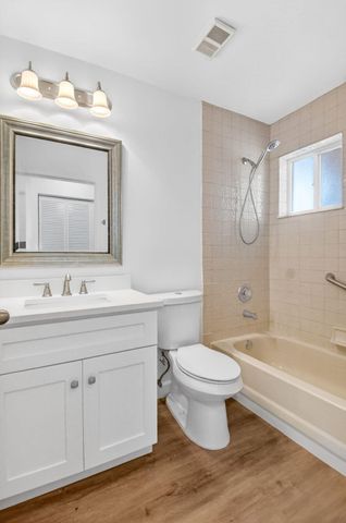 5032 Rose Hill Drive 3205, Boynton Beach, FL 33437