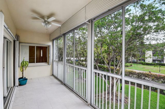 5032 Rose Hill Drive 3205, Boynton Beach, FL 33437
