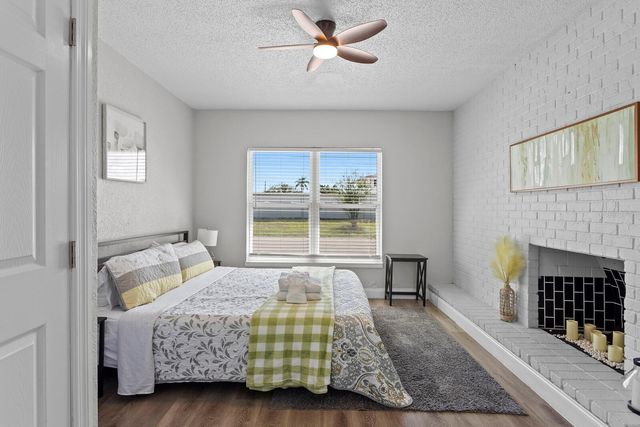 8404 43RD AVENUE TERRACE W, Bradenton, FL 34209