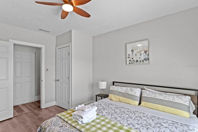 8404 43RD AVENUE TERRACE W, Bradenton, FL 34209