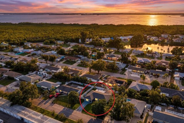 8404 43RD AVENUE TERRACE W, Bradenton, FL 34209